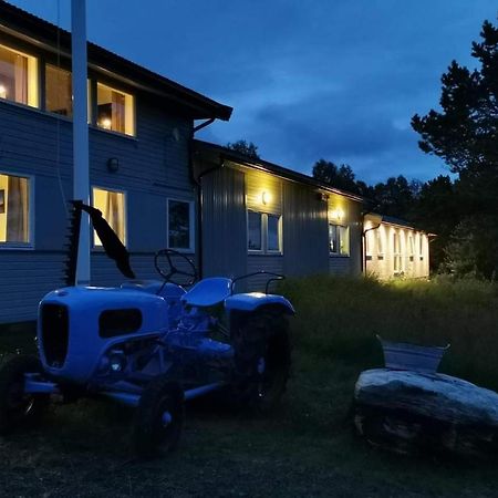 Finnvikhaugen Rooms Mestervik Exterior photo