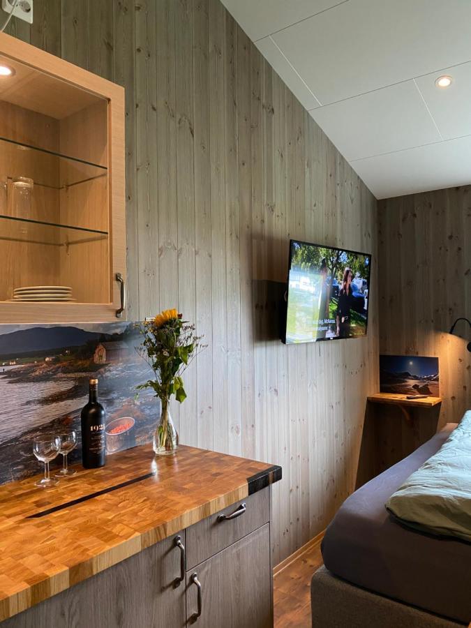 Finnvikhaugen Rooms Mestervik Exterior photo